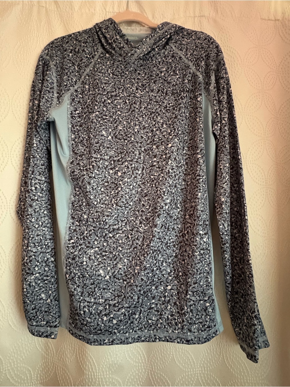 Simms Pebble Selvedge Gray Patterned Solar Hoody